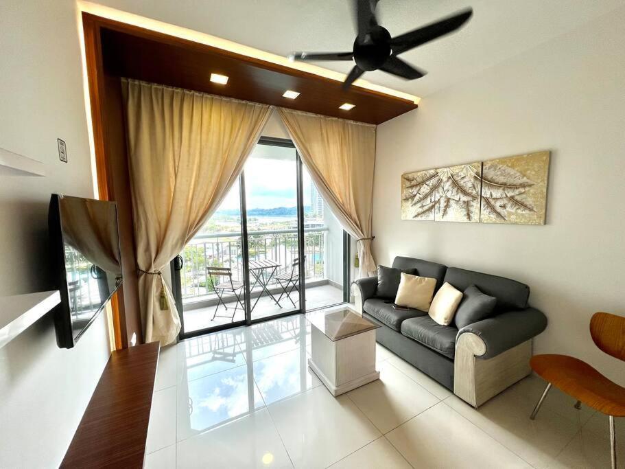 Teega Suites Puteri Harbour Iskandar Puteri #Poolview Seaview Нусаджая Екстериор снимка